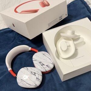Apple AirPods Max in coral pink